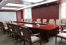多人辦公桌，上海辦公家具廠家商業(yè)合作